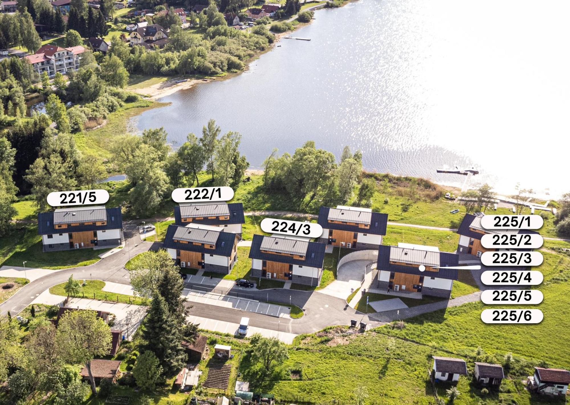 Resort Male Lipno Černá v Pošumaví Esterno foto